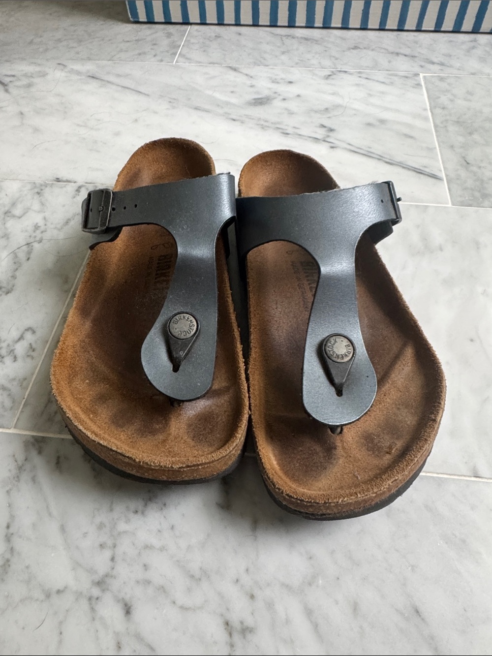 Women’s Birkenstock Gizeh Dark Gray Sandals